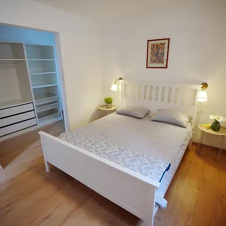 Apartamento Casa Maria L Steps From Arena Pula
